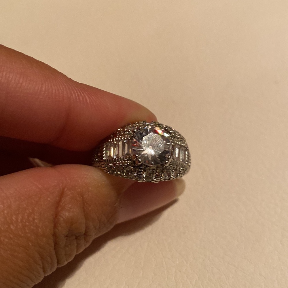 Ring - Picture 6 of 6